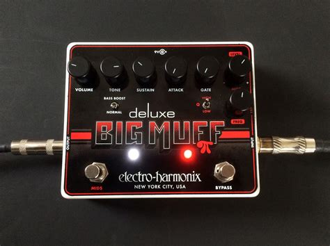 electro harmonix big muff fuzz box|electro Harmonix deluxe big muff.